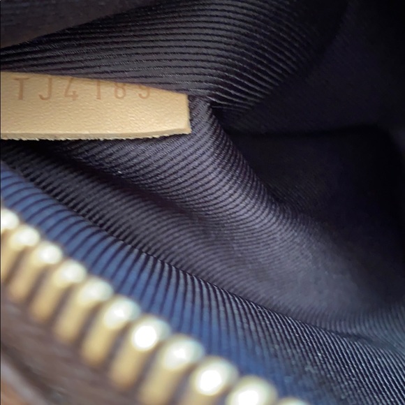 ❤️Louis Vuitton lol Bumbag new ❤️ - Picture 6 of 8